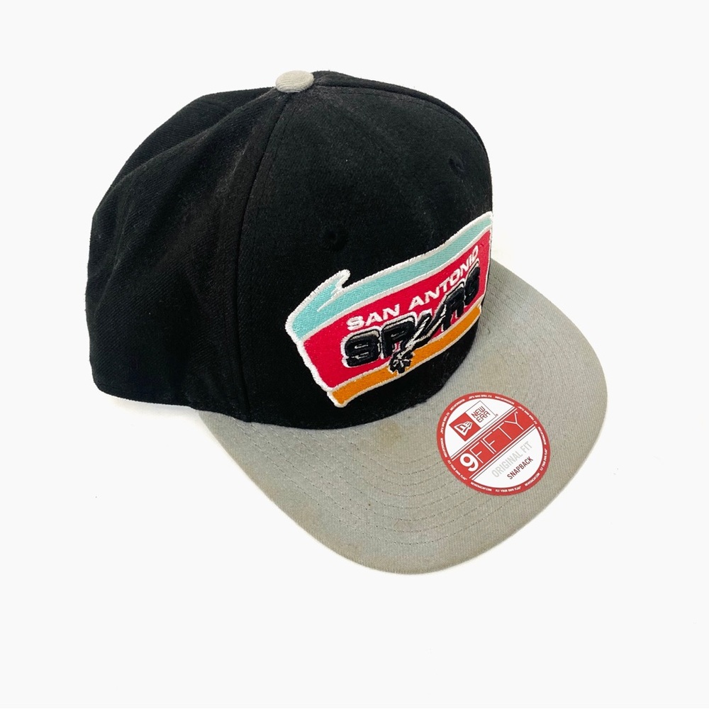 New Era San Antonio Spurs Snapback Hat - Black and Gray